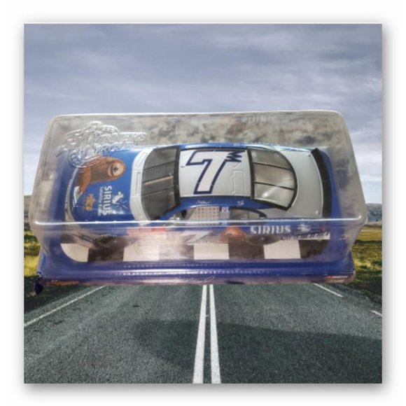 New in original box Nascar Dodge Winnner's Circle 1/24 Muppets #7 - Picture 1 of 13